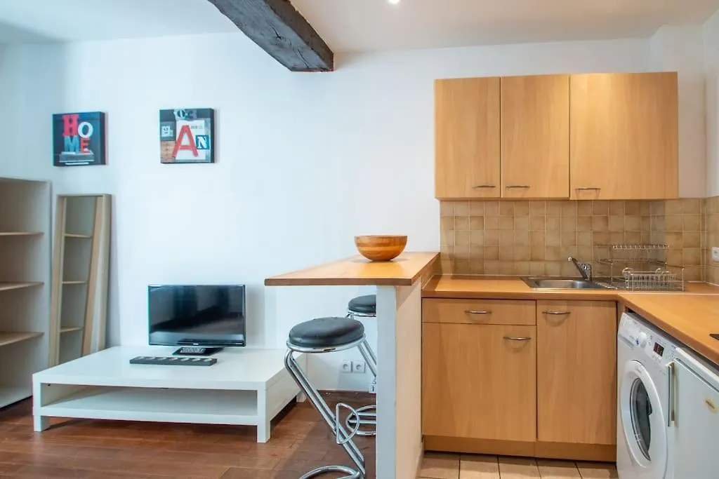Spacieux Dans Le Beau Quartier Du Marais Daire *
